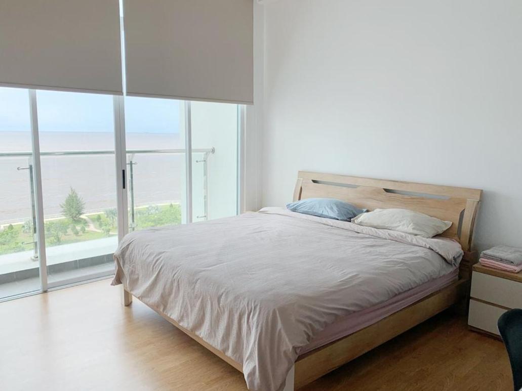 Bay Resort Condominium, 7, Beach-Front Sea View, 6-8 Pax Miri Εξωτερικό φωτογραφία